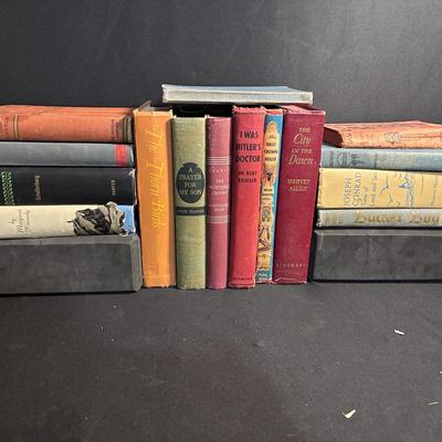 Sale Photo Thumbnail #19: Vintage Hardback Books