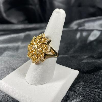 New Gold Toned Large Swirl Star Fashion Ring