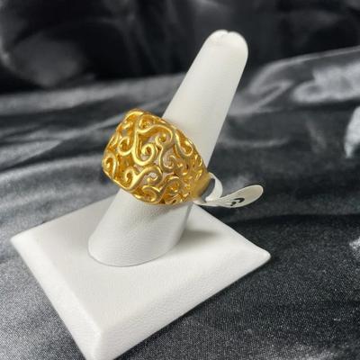 New Gold Toned Large Rectangular Swirl Fashion Ring