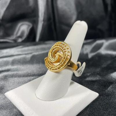 New Gold Toned Large Fashion Swirl Ring