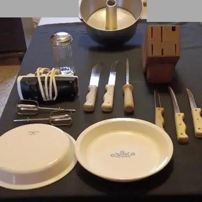 Vintage Kitchenware including Corning Ware 
