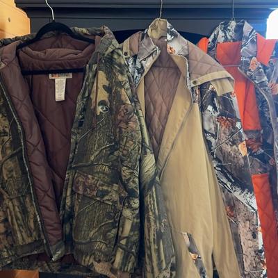 Men's Camouflage Jackets - Size XL