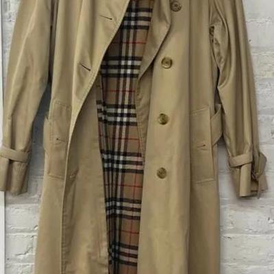 Burberrys Overcoat with Zip Out Lining, L