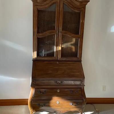 Sale Photo Thumbnail #7: Secretary Desk / Curio Cabinet 