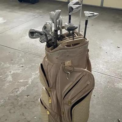 Sale Photo Thumbnail #41: Women’s Taylor Made Golf Clubs 