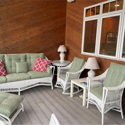Sale Photo Thumbnail #37: 5 Piece Set White Wicker Furniture 
