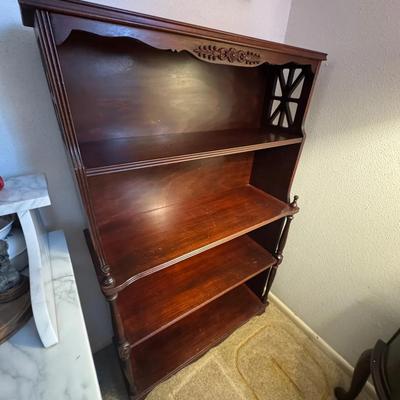 Antique American Traditional Mahogany 4-Tier Bookshelf