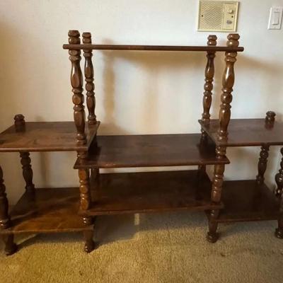 Vintage Turned-Wood Multi-Tier Plant Stand / Étagère