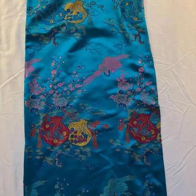 Silk-Style Qipao Dress & 2 Red/Gold Pillowcases