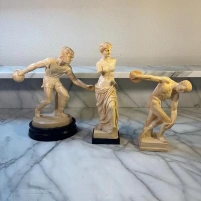 Ruggeri Italian Alabaster Figurines (Venus de Milo & Discobolus) Set of 3