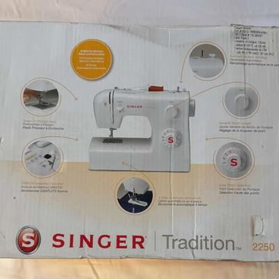 Singer Tradition Sewing Machine (Model 2250) w/ Original Box