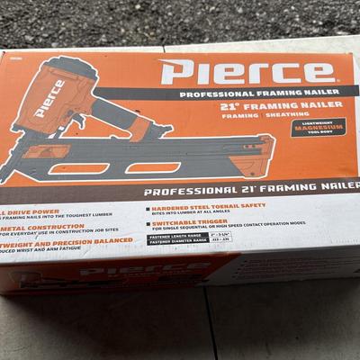 Sale Photo Thumbnail #384