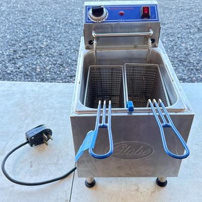 Sale Photo Thumbnail #542