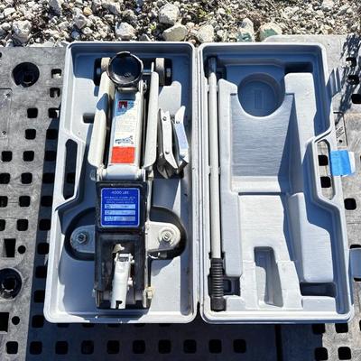 Sale Photo Thumbnail #712