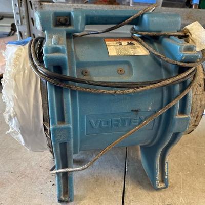 Sale Photo Thumbnail #408