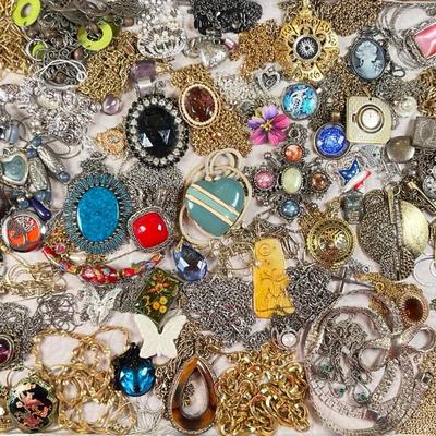 Sale Photo Thumbnail #108