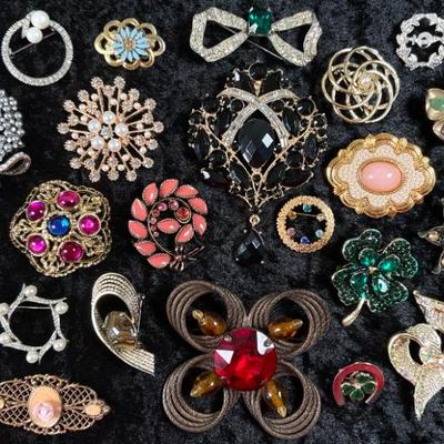 Sale Photo Thumbnail #24