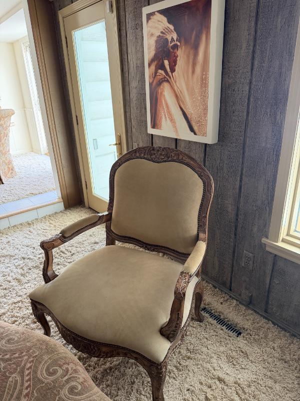 Sale Photo Thumbnail #17