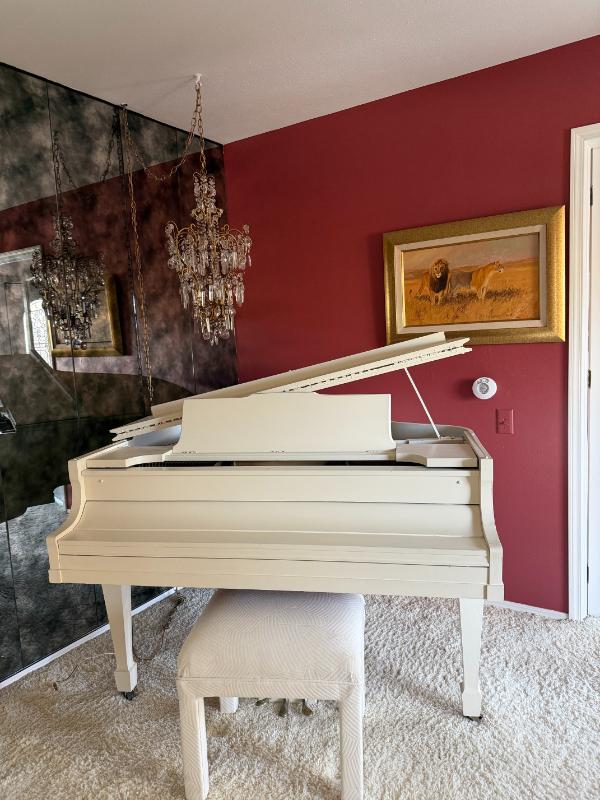 Sale Photo Thumbnail #4