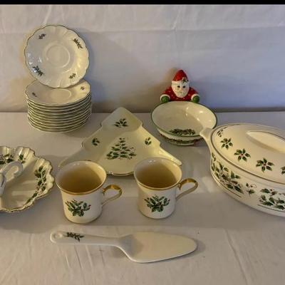  Lenox – Holiday pattern China
