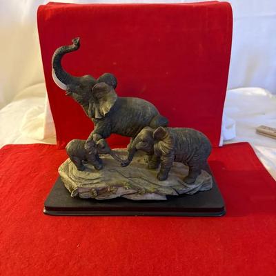Elephant Family Figurine – Mother with Two Calves Wildlife Sculpture