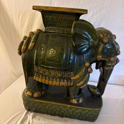 Large Vintage Ceramic Elephant Pedestal / Plant Stand – Green & Gilt Hollywood Regency