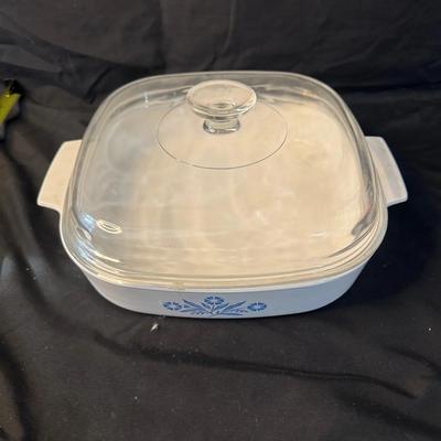 Corningware Cornflower Casserole Dish with Lid