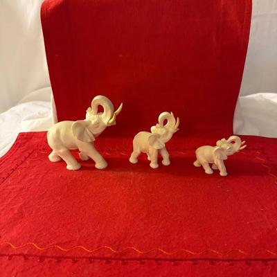 Elephant Family Figurines – White Resin, Raised Trunks (Set of 3)”