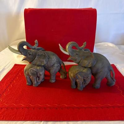  Vintage Elephant Family Figurine Set – Two Adults & Two Calves