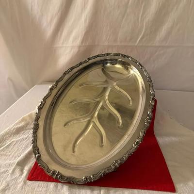 Decorative Silver-Plated Serving Tray – Pierced Center Design
