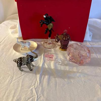 Glass-Mixed Elephant Figurine Lot