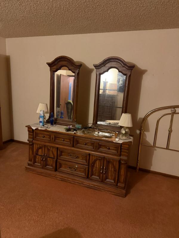 Sale Photo Thumbnail #16