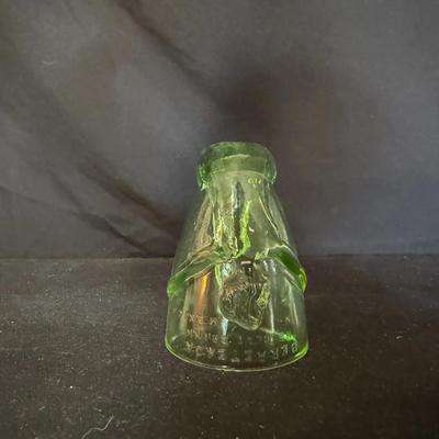 Uranium Glass Berreteaga Shot Glass