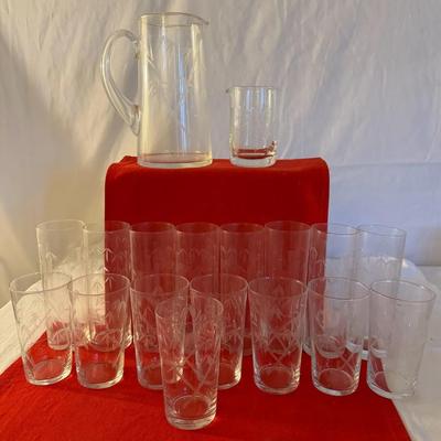 “Vintage Mid-Century Etched Glass Drinkware Set – Pitcher + 17 Glasses”