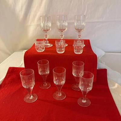 Misc Crystal/glass Pieces