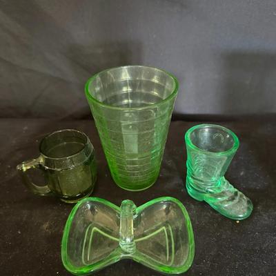 Depression Glass Assorted Glassware (Set of 4)