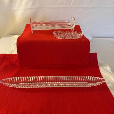 Olive, Crackers And Trinket Collectibles 