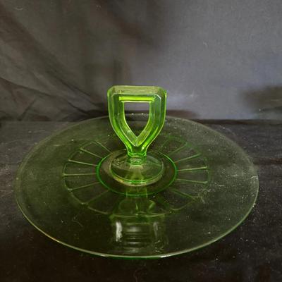 Uranium Glass Handled Drink Platter & 7 Cups