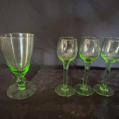 Depression Glass Stem Glass (set of 4)