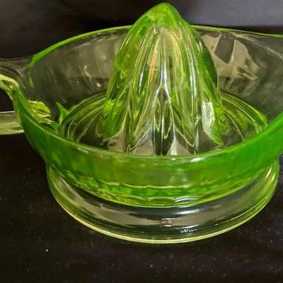 Uranium Glass Fruit Juicer Dish