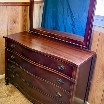 Dixie Dresser With Mirror