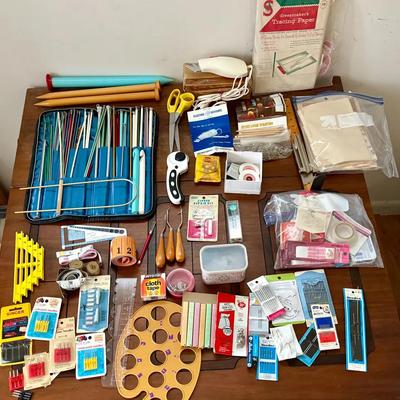 Vintage Sewing Accessories Lot 1
