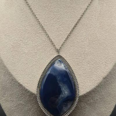 Hespera Blue Agate Geode Necklace 20"