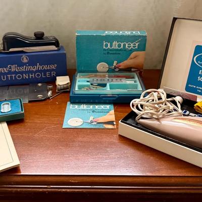 Vintage Sewing Accessories Lot 2