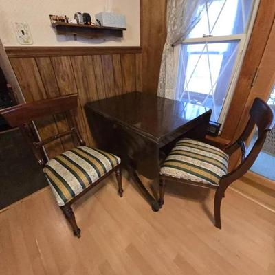 Antique Clawfoot Drop Leaf Table With 2 Chairs