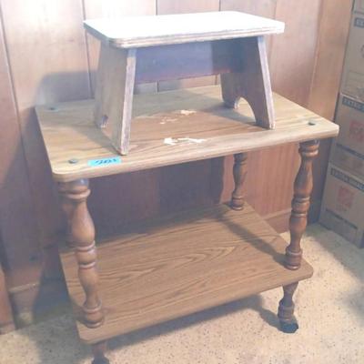 EFF201 Two-Tiered Portable Wooden Table