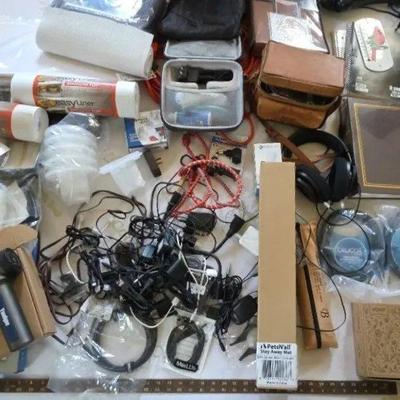 EFF085 - Household Goods Assorted 