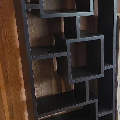 EFF204 - Bookshelf / Room Divider