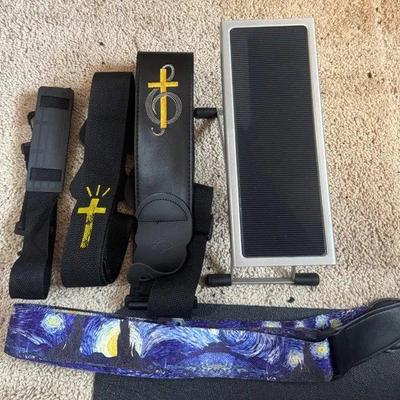 EFF013 - String Instrument Accessories (Stand & Strap) 