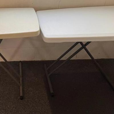 EFF144 2 Folding Tables 